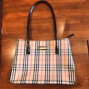 Burberry Vintage Nova Check Handbag